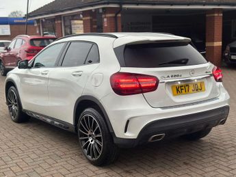 MERCEDES-BENZ GLA 2.1 GLA 220 AMG Line Premium D 4Matic Auto 4WD 5dr