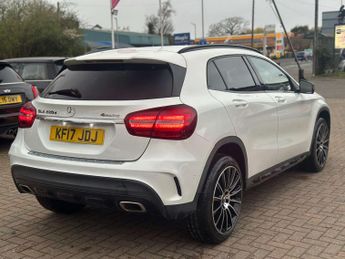 MERCEDES-BENZ GLA 2.1 GLA 220 AMG Line Premium D 4Matic Auto 4WD 5dr