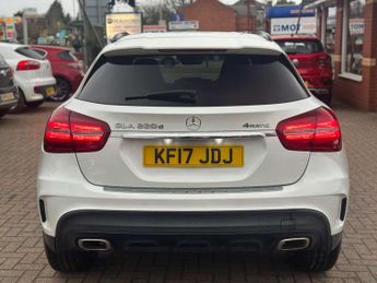 MERCEDES-BENZ GLA 2.1 GLA 220 AMG Line Premium D 4Matic Auto 4WD 5dr