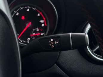 MERCEDES-BENZ GLA 2.1 GLA 220 AMG Line Premium D 4Matic Auto 4WD 5dr