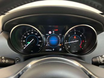 Jaguar F-PACE 2.0 F-Pace R-Sport AWD D Auto 4WD 5dr