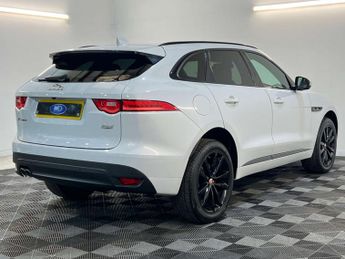 Jaguar F-PACE 2.0 F-Pace R-Sport AWD D Auto 4WD 5dr 2 KEYS + S/HISTORY + NEW M