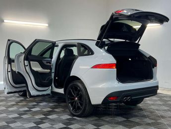 Jaguar F-PACE 2.0 F-Pace R-Sport AWD D Auto 4WD 5dr 2 KEYS + S/HISTORY + NEW M