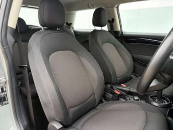 MINI Hatch 1.5 Cooper Classic Auto 3dr