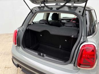 MINI Hatch 1.5 Cooper Classic Auto 3dr
