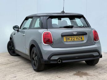 MINI Hatch 1.5 Cooper Classic Auto 3dr