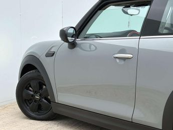 MINI Hatch 1.5 Cooper Classic Auto 3dr