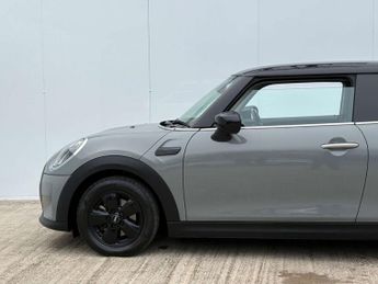 MINI Hatch 1.5 Cooper Classic Auto 3dr