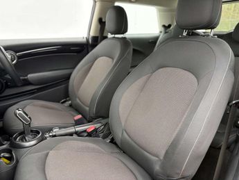 MINI Hatch 1.5 Cooper Classic Auto 3dr