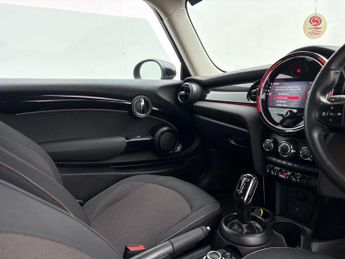 MINI Hatch 1.5 Cooper Classic Auto 3dr