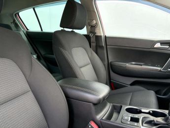 Kia SPORTAGE 1.6 Sportage 2 CRDi ISG MHEV Semi-Auto 5dr