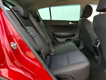 Kia SPORTAGE 1.6 Sportage 2 CRDi ISG MHEV Semi-Auto 5dr