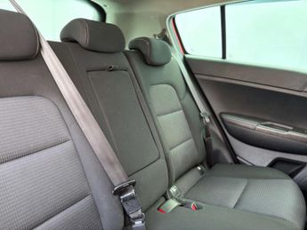 Kia SPORTAGE 1.6 Sportage 2 CRDi ISG MHEV Semi-Auto 5dr