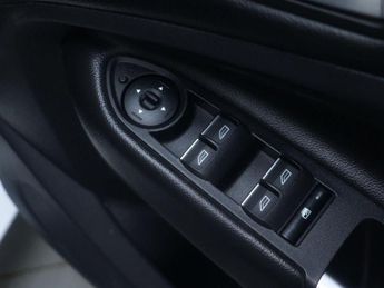 FORD KUGA 1.5 Kuga ST-Line TDCI Auto
 5dr