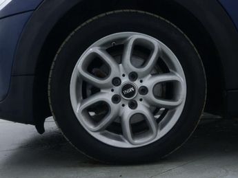 MINI HATCH 1.5 Cooper D Hatchback 5dr Diesel Auto Euro 6 (s/s) (116 ps)