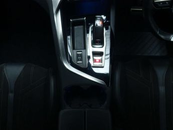 PEUGEOT 5008 1.6 PureTech GT SUV 5dr Petrol EAT Euro 6 (s/s) (180 ps)