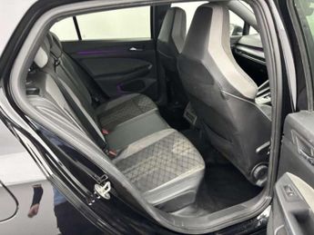 VOLKSWAGEN GOLF 1.5 eTSI MHEV R-Line Hatchback 5dr Petrol Hybrid DSG Euro 6 (s/s