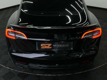 Tesla Model 3 Model 3 Long Range AWD 4WD 4dr