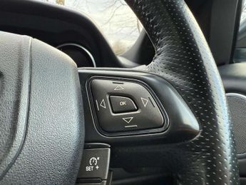 Land Rover RANGE ROVER EVOQUE 2.0 Range Rover Evoque Ember Special Edition TD4 Auto 4WD 5dr