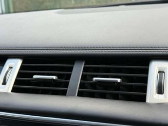 Land Rover RANGE ROVER EVOQUE 2.0 Range Rover Evoque Ember Special Edition TD4 Auto 4WD 5dr