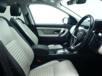 LAND ROVER DISCOVERY SPORT 2.0 P250 MHEV R-Dynamic SE SUV 5dr Petrol Auto 4WD Euro 6 (s/s) 