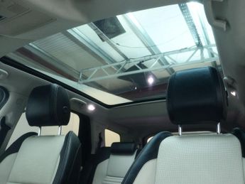 LAND ROVER DISCOVERY SPORT 2.0 P250 MHEV R-Dynamic SE SUV 5dr Petrol Auto 4WD Euro 6 (s/s) 