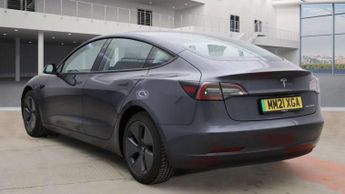 TESLA MODEL 3 Model 3 Long Range AWD 4WD 4dr