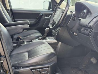 Land Rover FREELANDER 2.2 Freelander HSE SD4 Auto 4WD 5dr