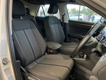 VOLKSWAGEN T-ROC 1.5 T-Roc SE TSi Evo Semi-Auto 5dr