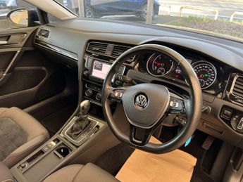 VOLKSWAGEN GOLF 2.0 Golf GT Edition TDI BlueMotion Technology Semi-Auto 5dr