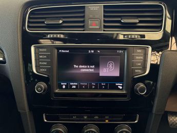 VOLKSWAGEN GOLF 2.0 Golf GT Edition TDI BlueMotion Technology Semi-Auto 5dr