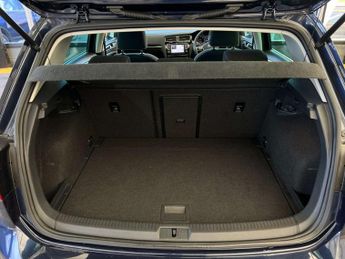 VOLKSWAGEN GOLF 2.0 Golf GT Edition TDI BlueMotion Technology Semi-Auto 5dr