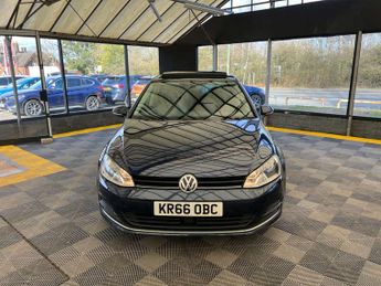 VOLKSWAGEN GOLF 2.0 Golf GT Edition TDI BlueMotion Technology Semi-Auto 5dr