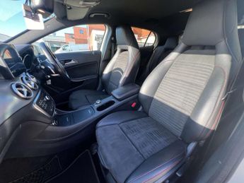 MERCEDES-BENZ GLA 2.0 GLA 250 4Matic AMG Line Automatic 4WD 5dr - NATIONAL DELIVER