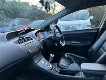 HONDA CIVIC 1.8 Civic SE i-VTec Semi-Auto 5dr