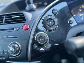 HONDA CIVIC 1.8 Civic SE i-VTec Semi-Auto 5dr