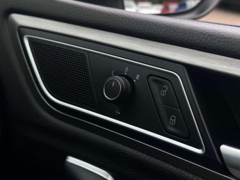 VOLKSWAGEN GOLF SV 1.4 Golf SV SE TSi Semi-Auto 5dr