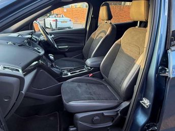 Ford KUGA 1.5 KUGA ST-LINE EDITION 4X4 AUTO 4WD 5dr