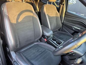 Ford KUGA 1.5 KUGA ST-LINE EDITION 4X4 AUTO 4WD 5dr