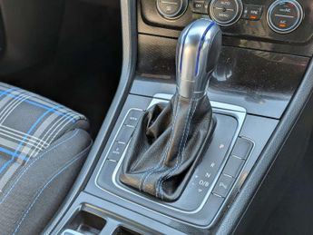 Volkswagen Golf 1.4 Golf GTE Semi-Auto 5dr