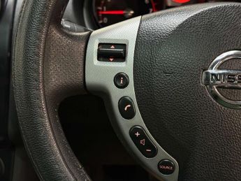 Nissan Qashqai 2.0 Qashqai Tekna 2WD CVT 5dr