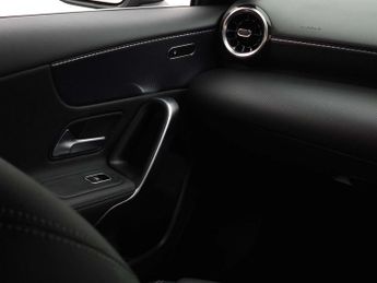 MERCEDES-BENZ A-CLASS 2.0 A 200 D Sport Auto 5dr