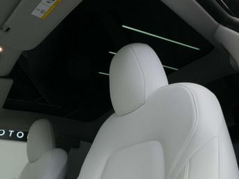 Tesla Model 3 Model 3 Performance AWD 4WD 4dr