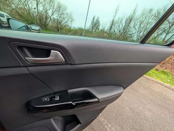 Kia SPORTAGE 2.0 Sportage KX-3 CRDi Auto 4WD 5dr