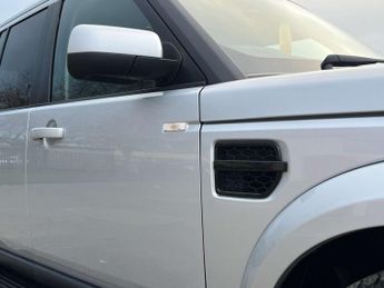 Land Rover DISCOVERY 3.0 Discovery XS SDV6 Auto 4WD 5dr