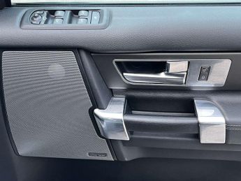 Land Rover DISCOVERY 3.0 Discovery XS SDV6 Auto 4WD 5dr