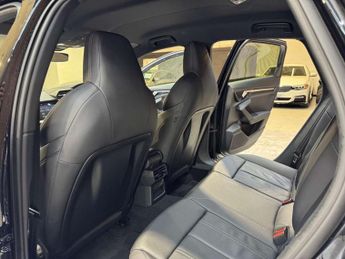 AUDI A3 1.0 A3 Sportback 30 TFSI MHEV S Line Semi-Auto 5dr