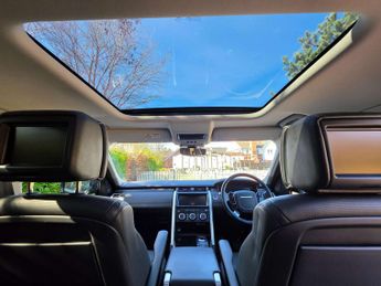LAND ROVER DISCOVERY 3.0 Discovery Luxury HSE SD6 Auto 4WD 5dr