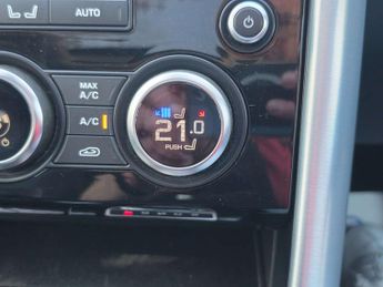 LAND ROVER DISCOVERY 3.0 Discovery Luxury HSE SD6 Auto 4WD 5dr