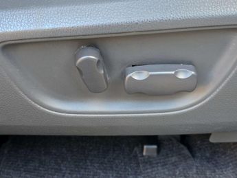 MITSUBISHI SHOGUN SPORT 2.4 Shogun Sport DI-D 4 Auto 4WD 5dr